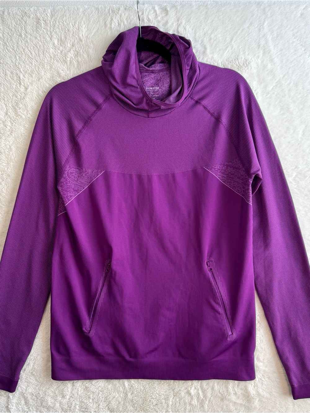 Title Nine Pullover Hoodie Sweatshirt Women’s Large Purple Stretch Running Gym‎